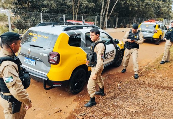 Após marido viajar, mulher acorda com vizinho na cama; PM é acionada para verificar suposto estupro